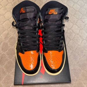 JORDAN 1 SHATTERED BACKBOARD 3.0